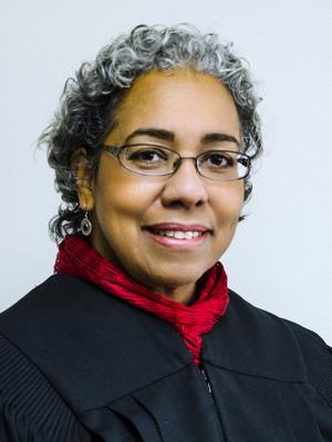 Cynthia Thomas Walker '78